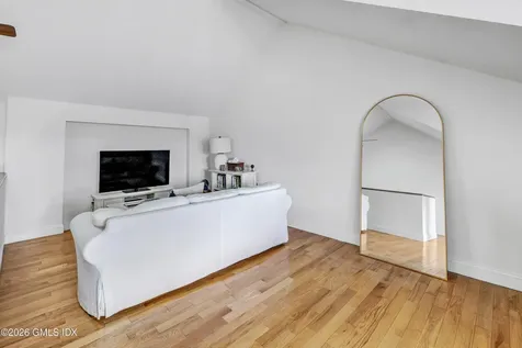 5 Glen Street Greenwich CT 06830