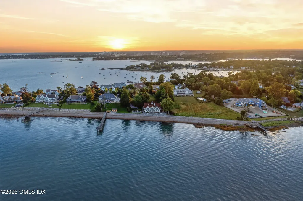 207-209 Long Neck Point Road Darien CT 06820