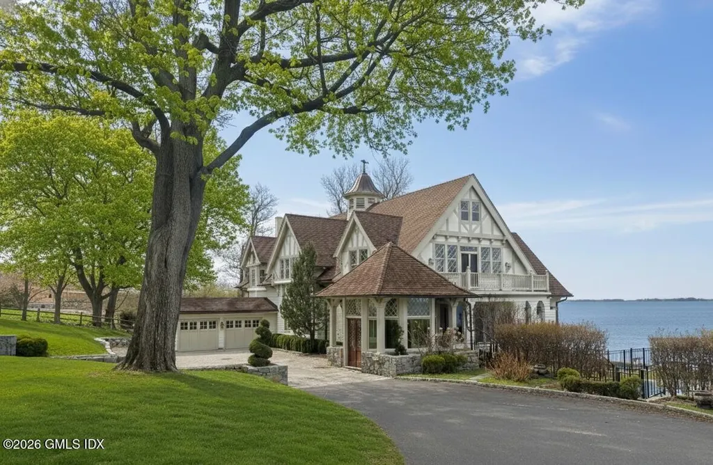 207-209 Long Neck Point Road Darien CT 06820