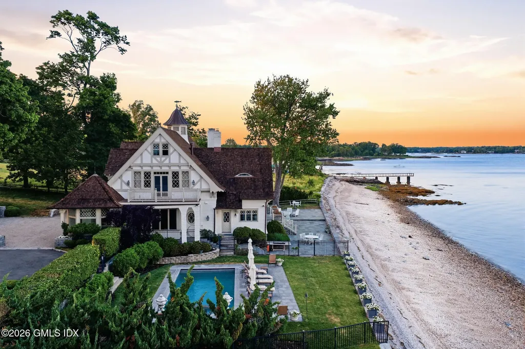 207-209 Long Neck Point Road Darien CT 06820