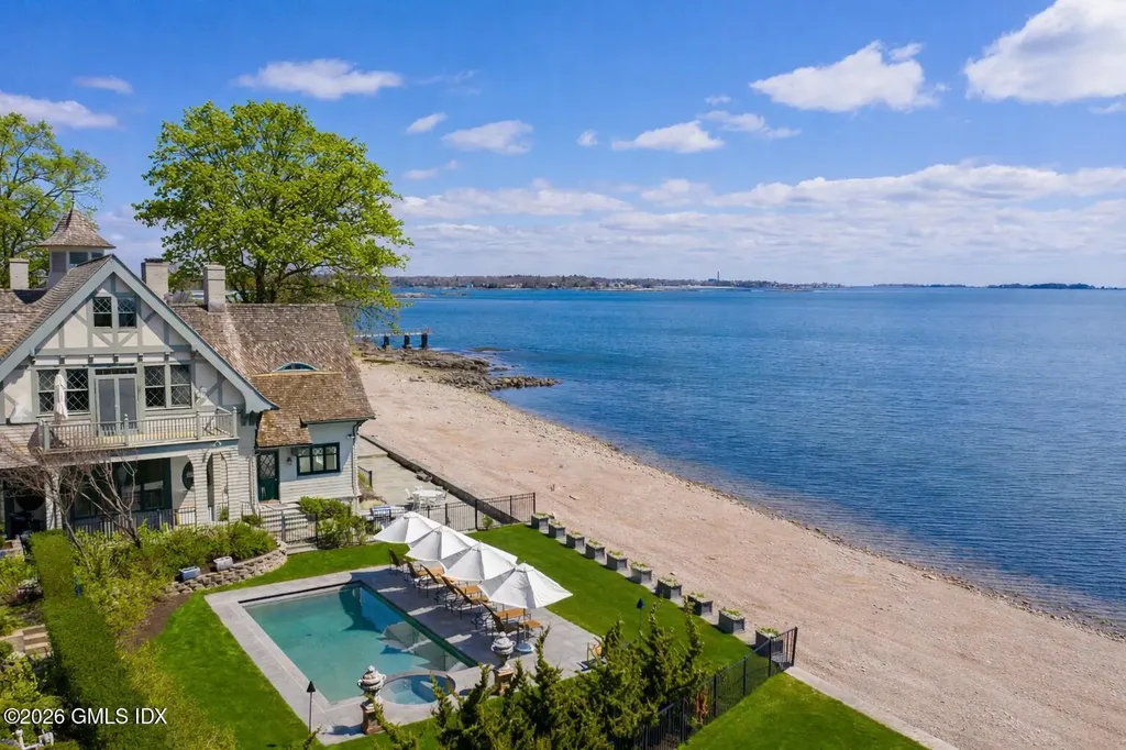 207-209 Long Neck Point Road Darien CT 06820