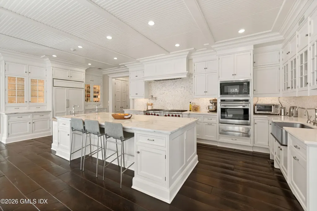 4 Cherry Blossom Lane Greenwich CT 06831