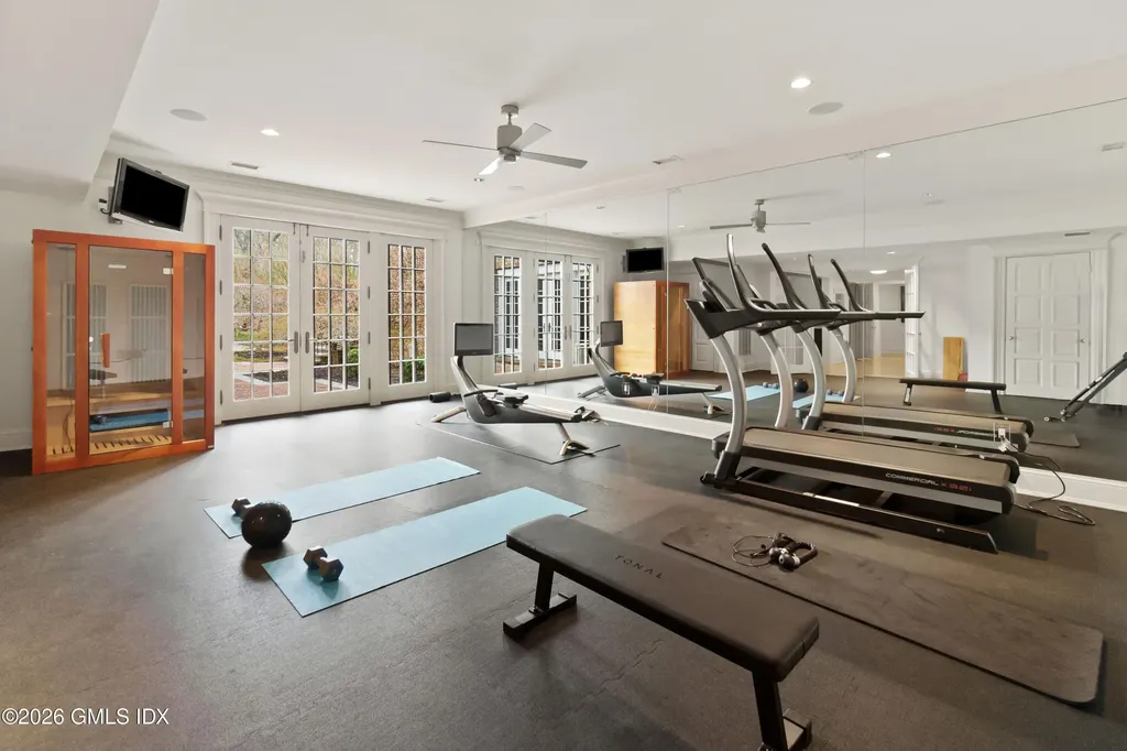 4 Cherry Blossom Lane Greenwich CT 06831