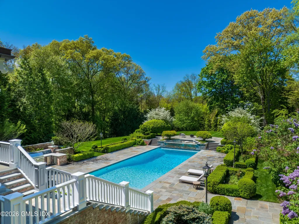 4 Cherry Blossom Lane Greenwich CT 06831