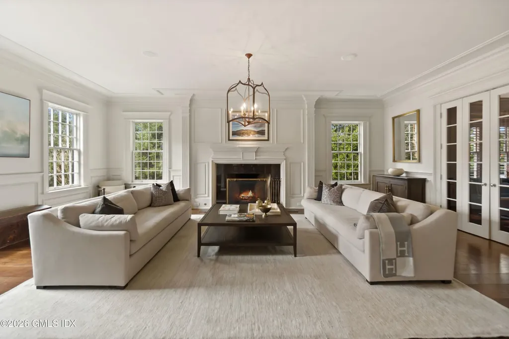 4 Cherry Blossom Lane Greenwich CT 06831