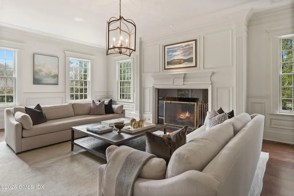 4 Cherry Blossom Lane Greenwich CT 06831