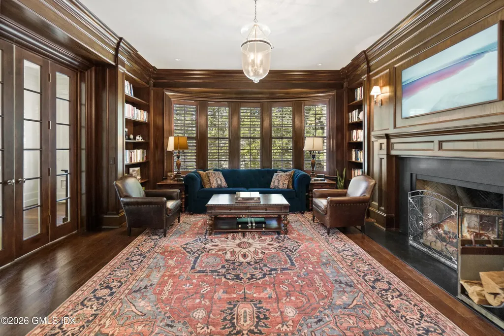 4 Cherry Blossom Lane Greenwich CT 06831