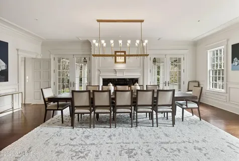 4 Cherry Blossom Lane Greenwich CT 06831