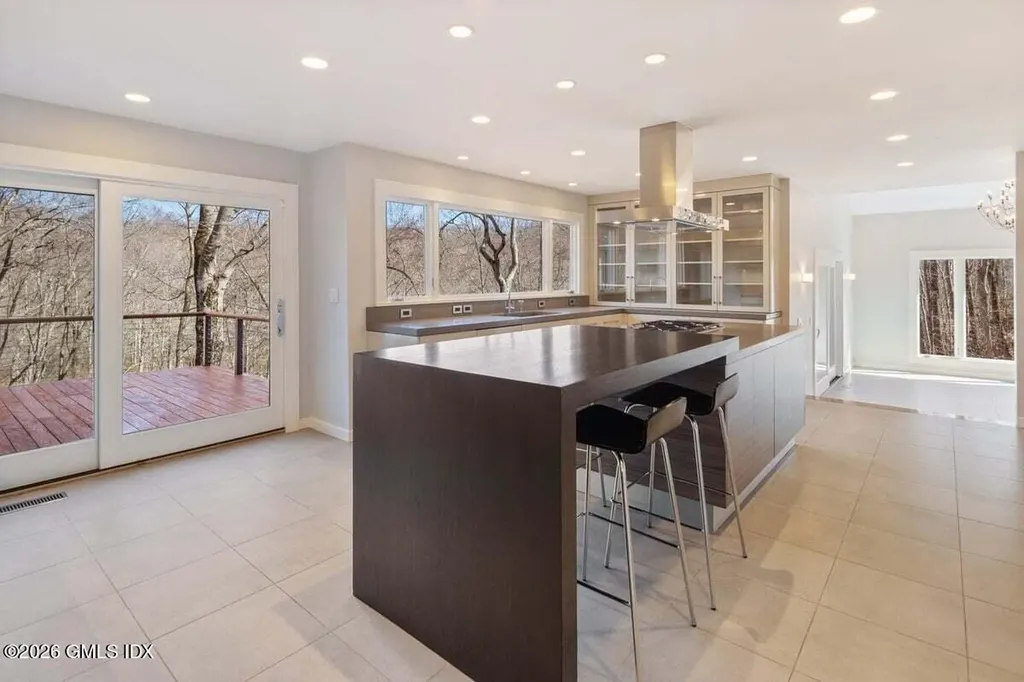 9 Patchen Lane Weston CT 06883
