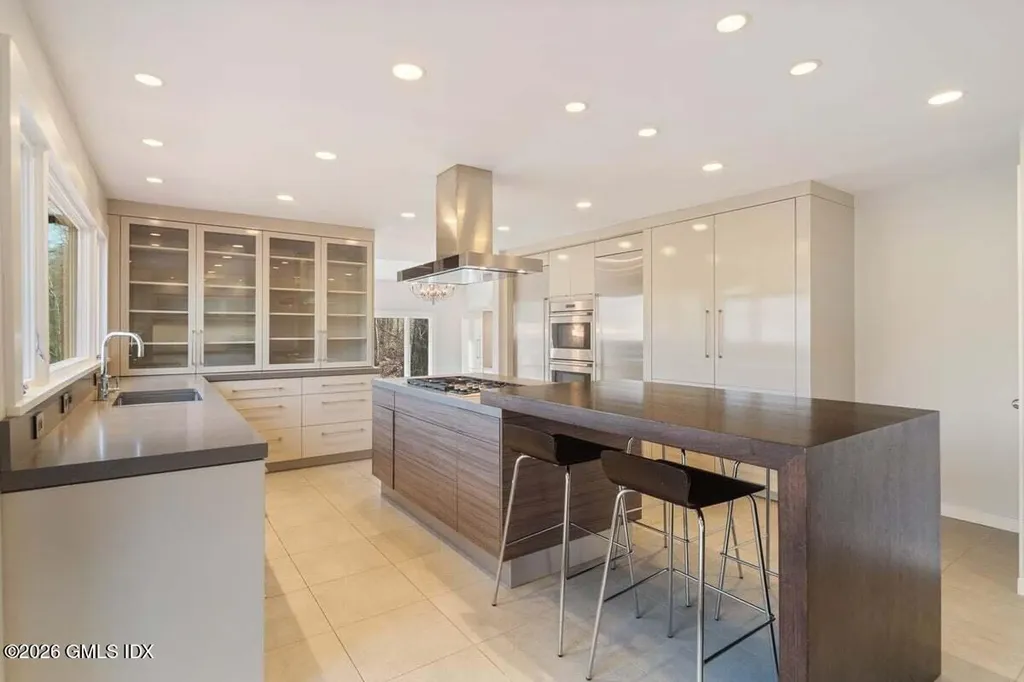 9 Patchen Lane Weston CT 06883