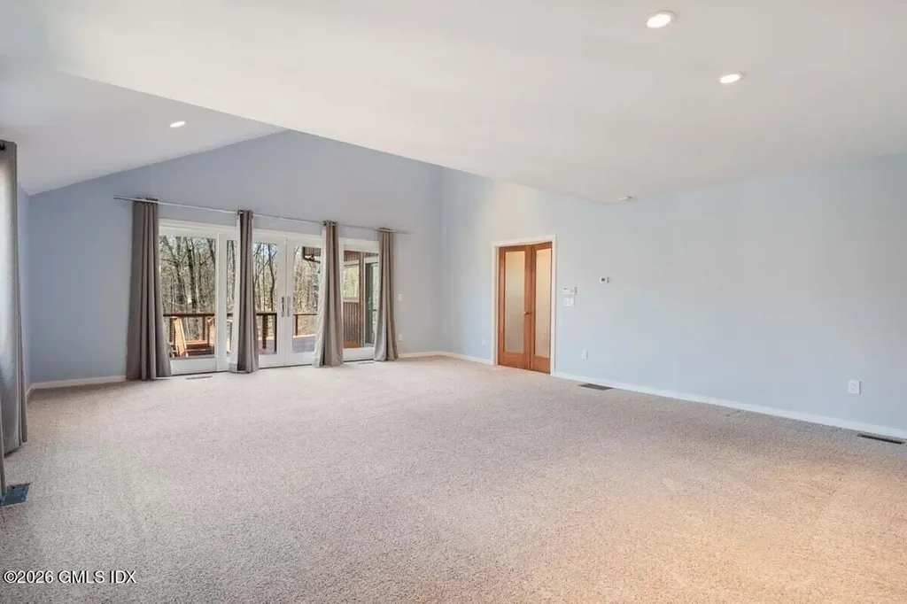 9 Patchen Lane Weston CT 06883
