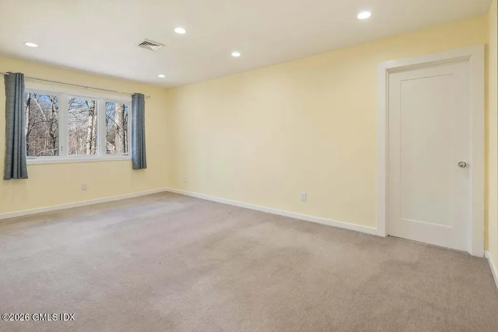 9 Patchen Lane Weston CT 06883
