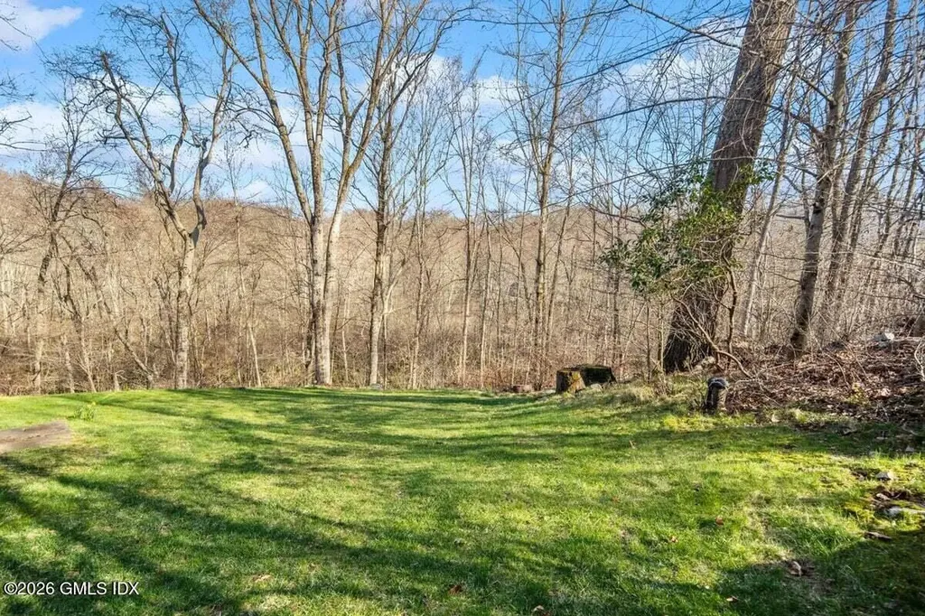 9 Patchen Lane Weston CT 06883