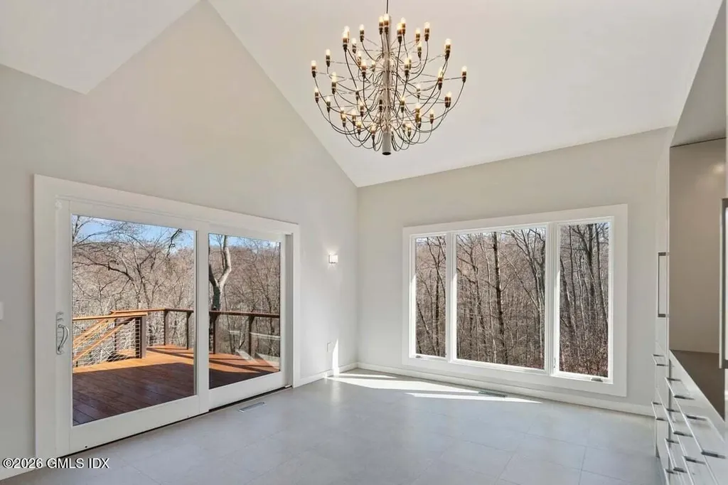 9 Patchen Lane Weston CT 06883