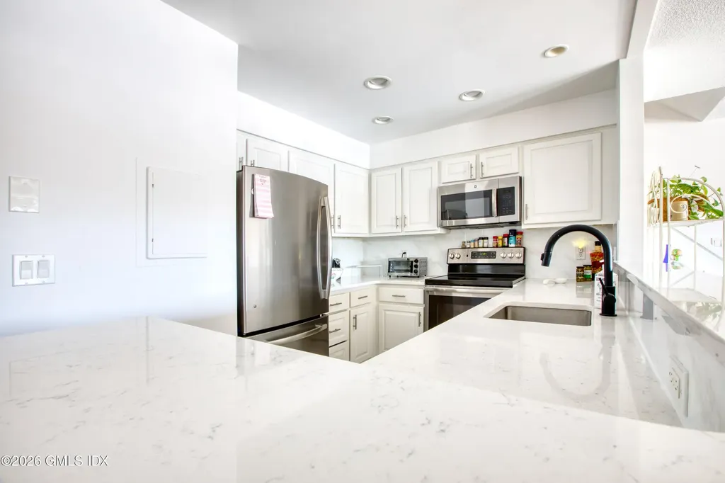 15 River Road Cos Cob CT 06807