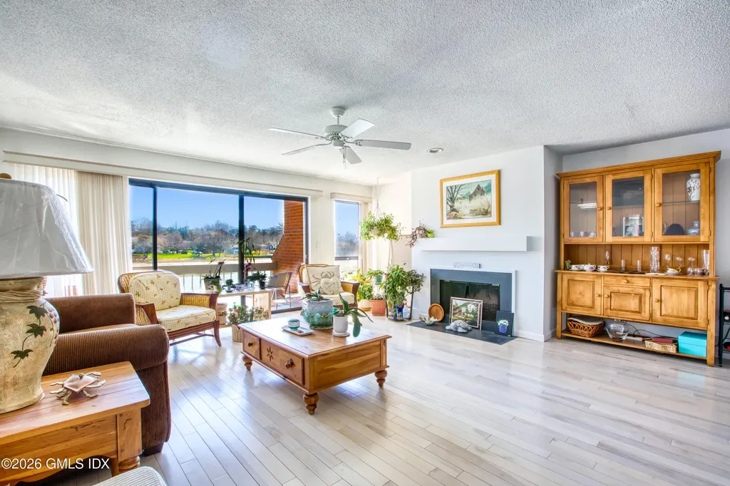 15 River Road Cos Cob CT 06807