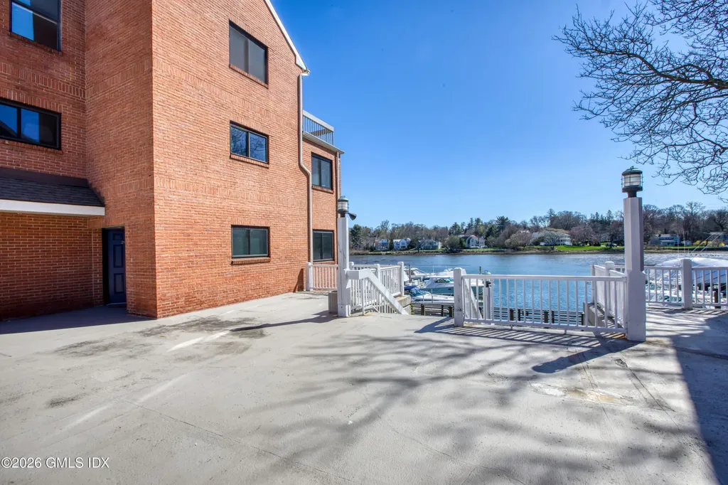 15 River Road Cos Cob CT 06807