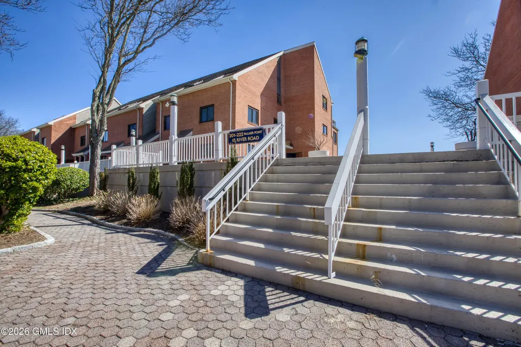 15 River Road Cos Cob CT 06807