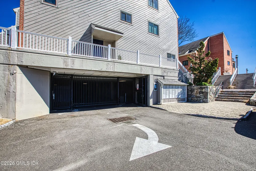15 River Road Cos Cob CT 06807