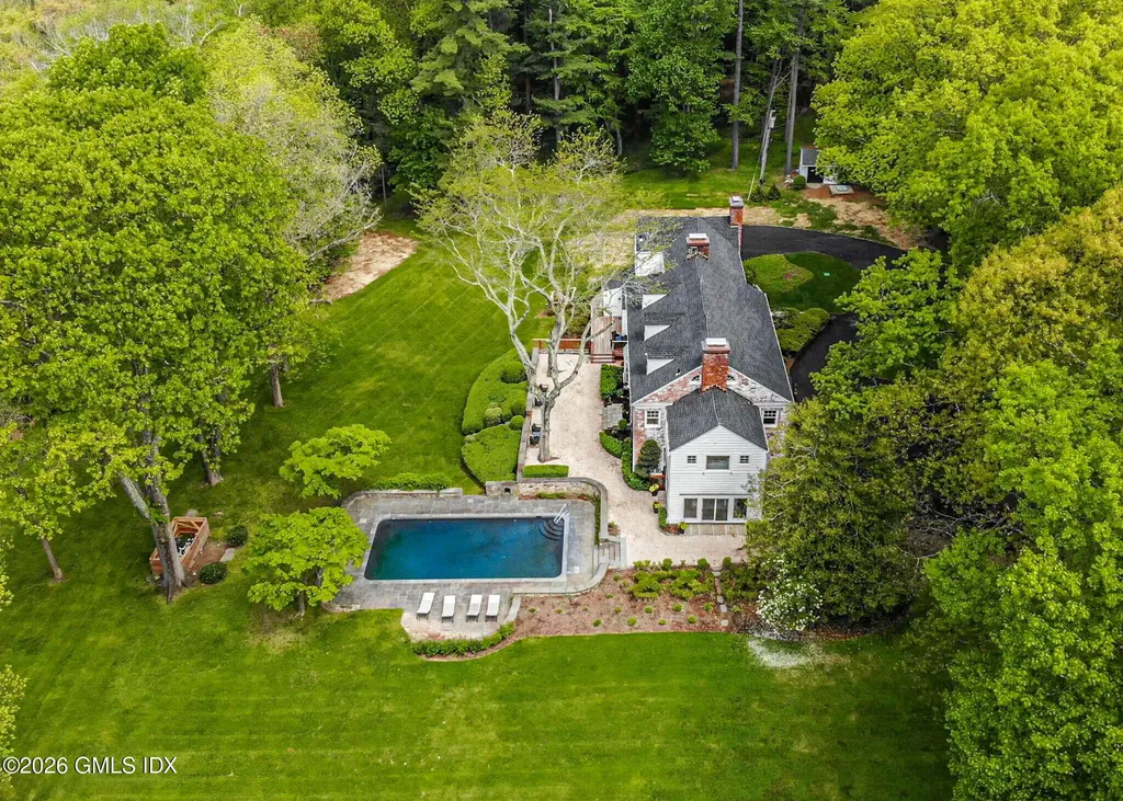 530 Round Hill Road Greenwich CT 06831