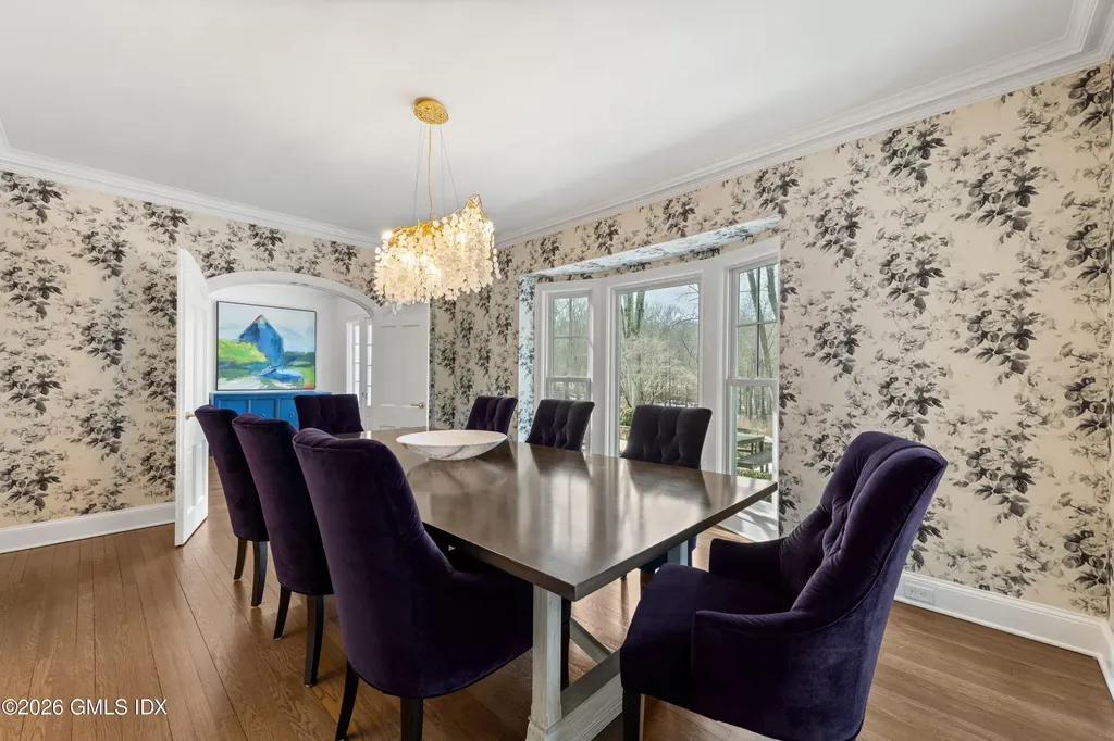530 Round Hill Road Greenwich CT 06831