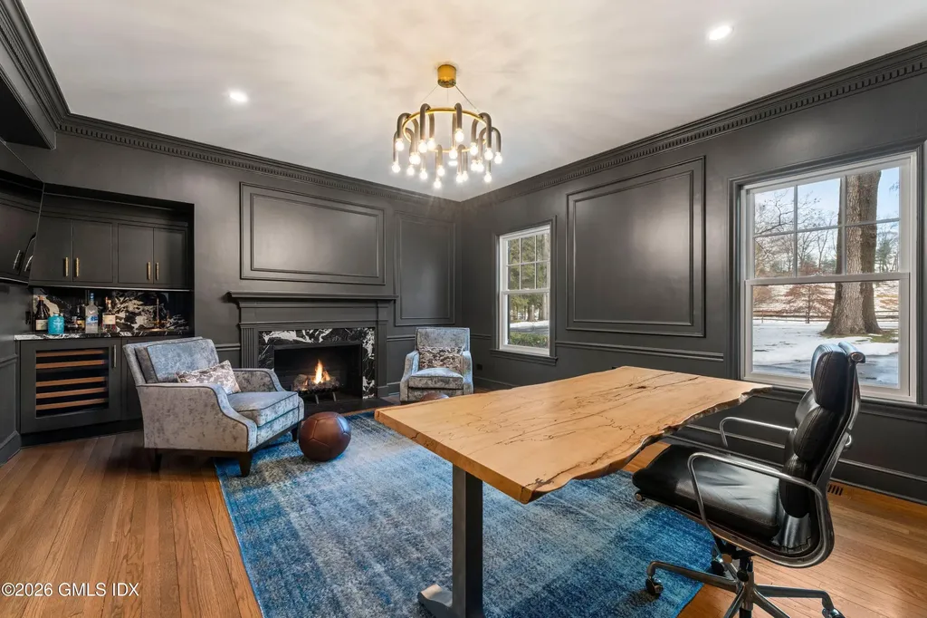 530 Round Hill Road Greenwich CT 06831