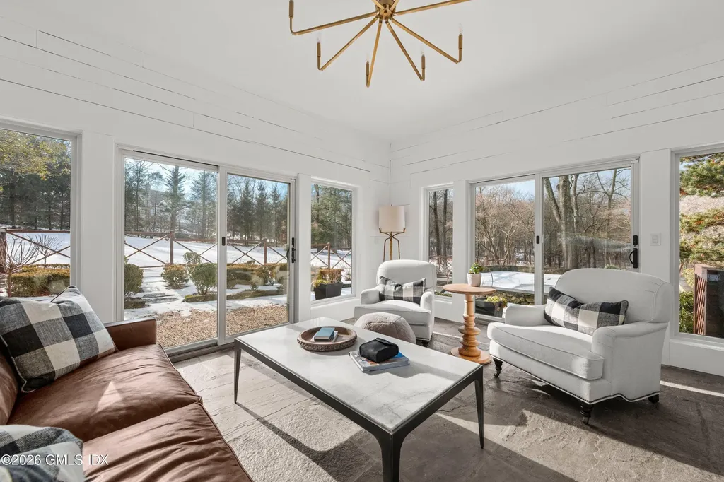 530 Round Hill Road Greenwich CT 06831
