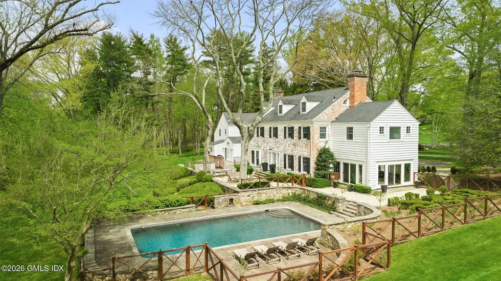530 Round Hill Road Greenwich CT 06831