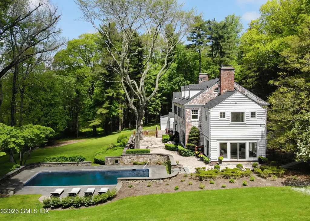 530 Round Hill Road Greenwich CT 06831
