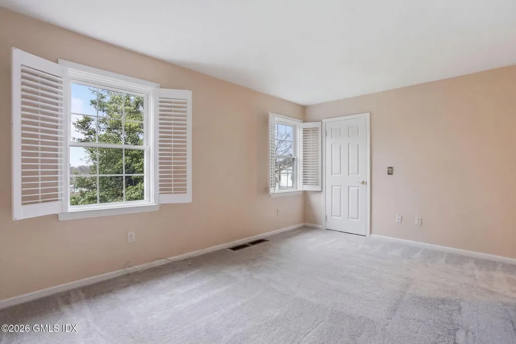 33 Talbot Lane Greenwich CT 06830