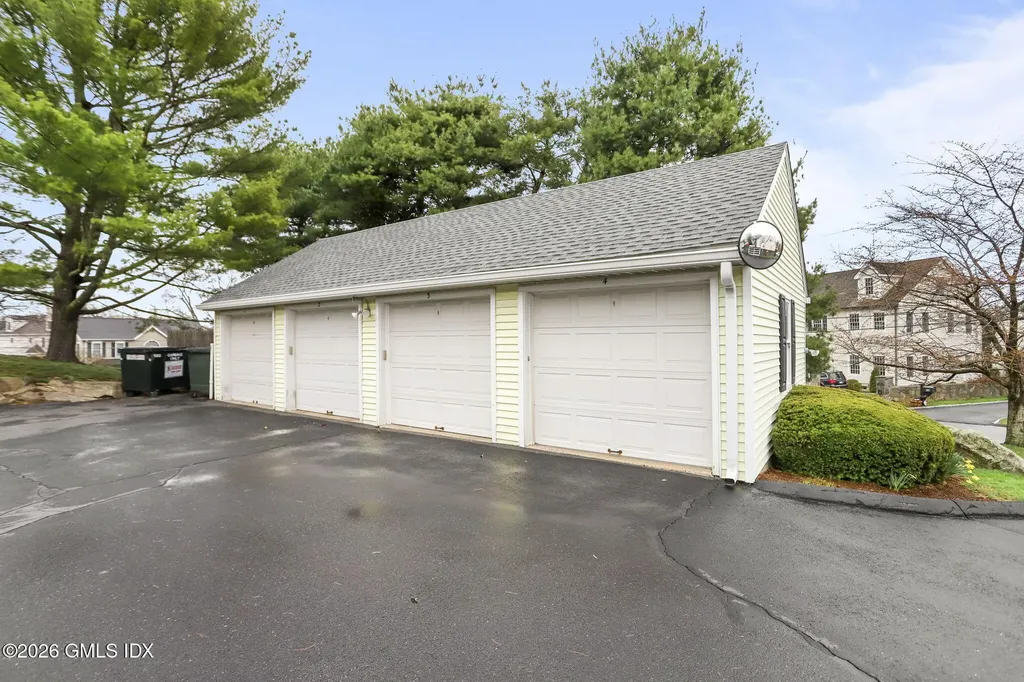33 Talbot Lane Greenwich CT 06830