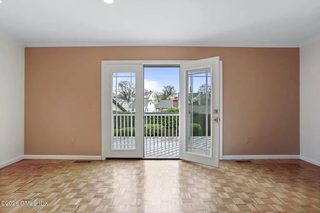 33 Talbot Lane Greenwich CT 06830