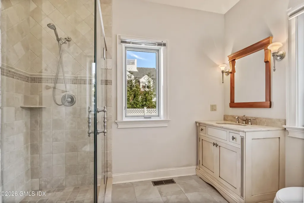 145R Shore Road Old Greenwich CT 06870