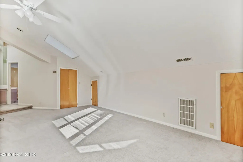 145R Shore Road Old Greenwich CT 06870