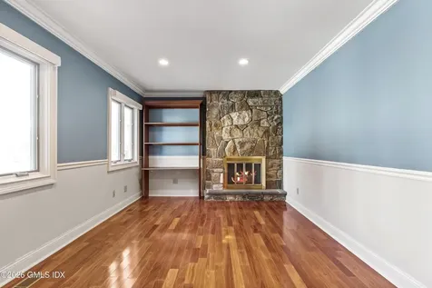 145R Shore Road Old Greenwich CT 06870