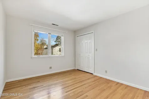 145R Shore Road Old Greenwich CT 06870