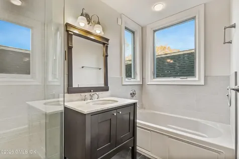 145R Shore Road Old Greenwich CT 06870
