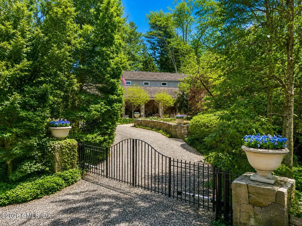 135 & 129 Zaccheus Mead Lane Greenwich CT 06831