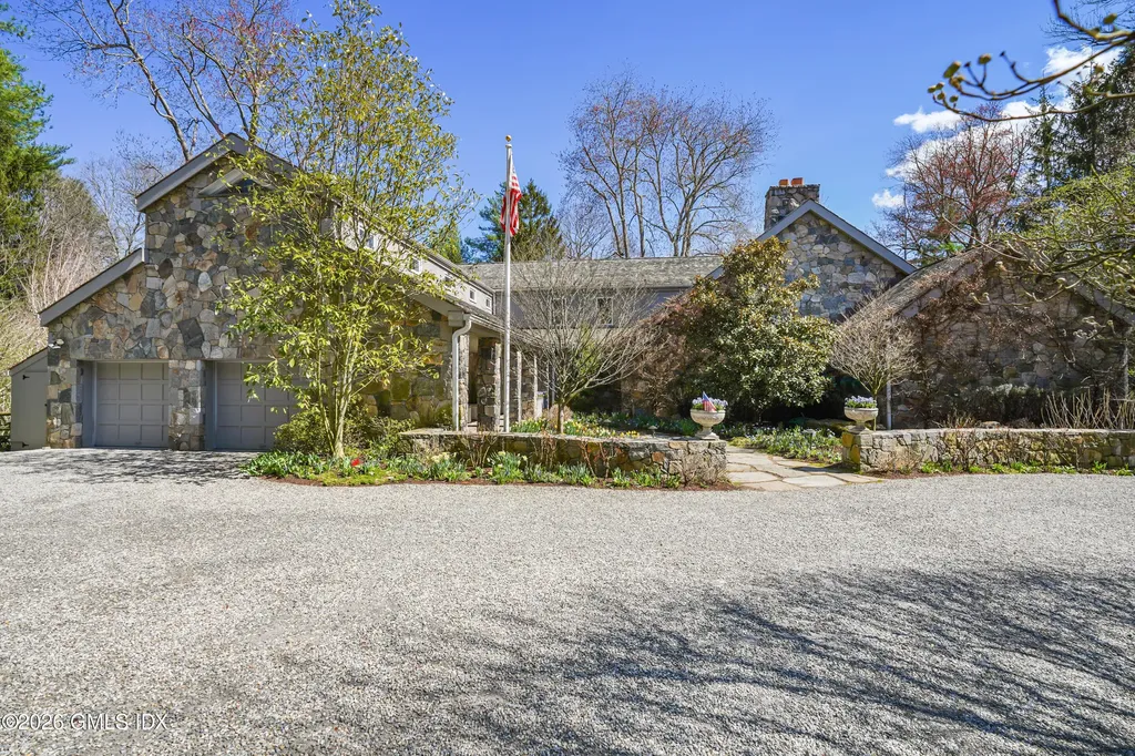 135 & 129 Zaccheus Mead Lane Greenwich CT 06831
