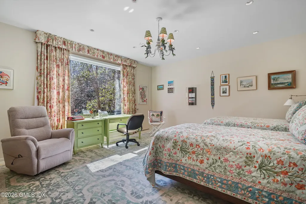 135 & 129 Zaccheus Mead Lane Greenwich CT 06831