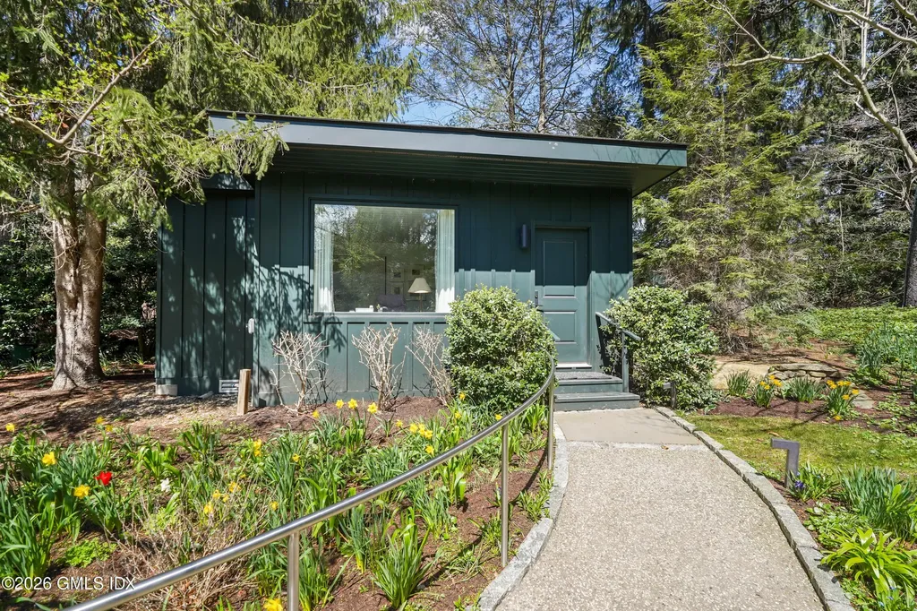135 & 129 Zaccheus Mead Lane Greenwich CT 06831