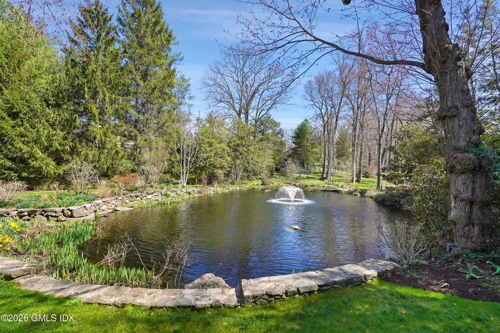 135 & 129 Zaccheus Mead Lane Greenwich CT 06831