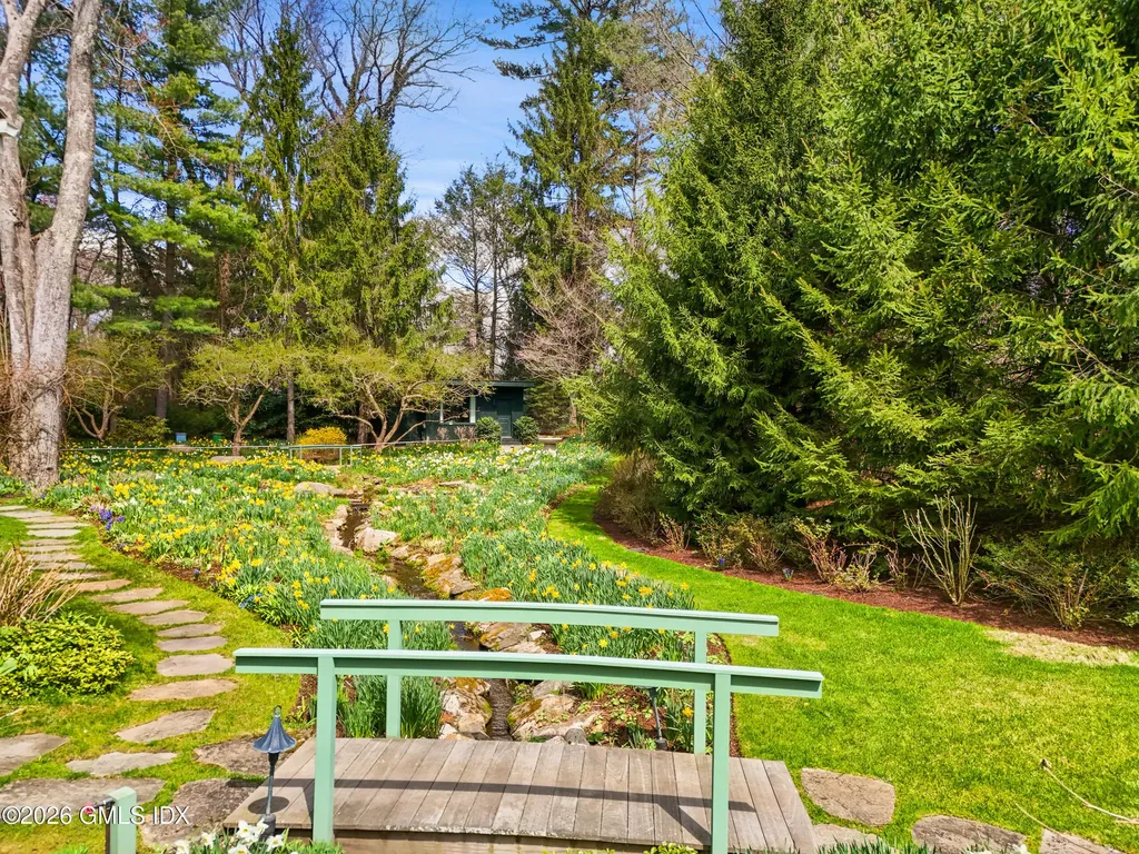 135 & 129 Zaccheus Mead Lane Greenwich CT 06831