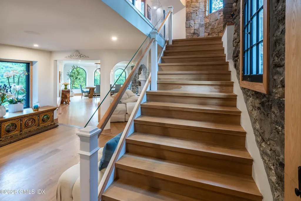 546 Lake Avenue Greenwich CT 06830