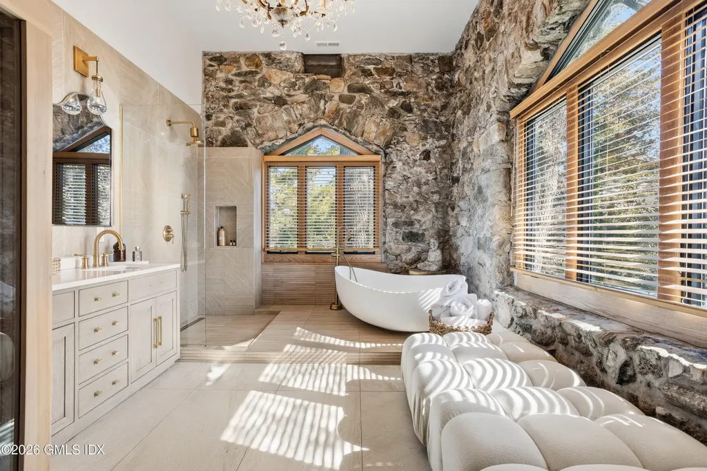 546 Lake Avenue Greenwich CT 06830