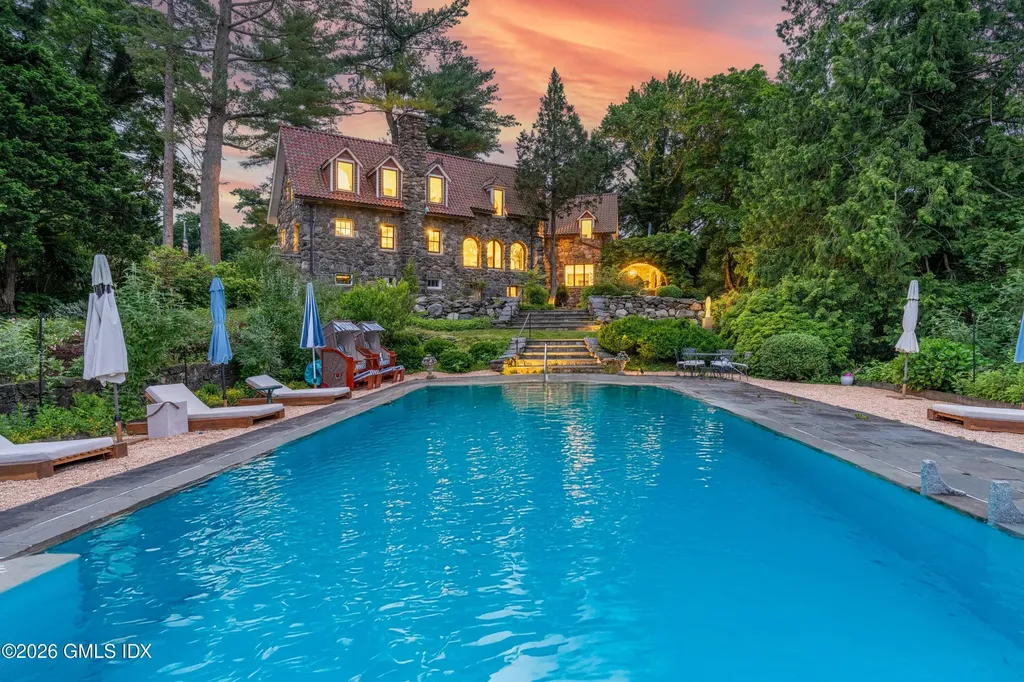 546 Lake Avenue Greenwich CT 06830