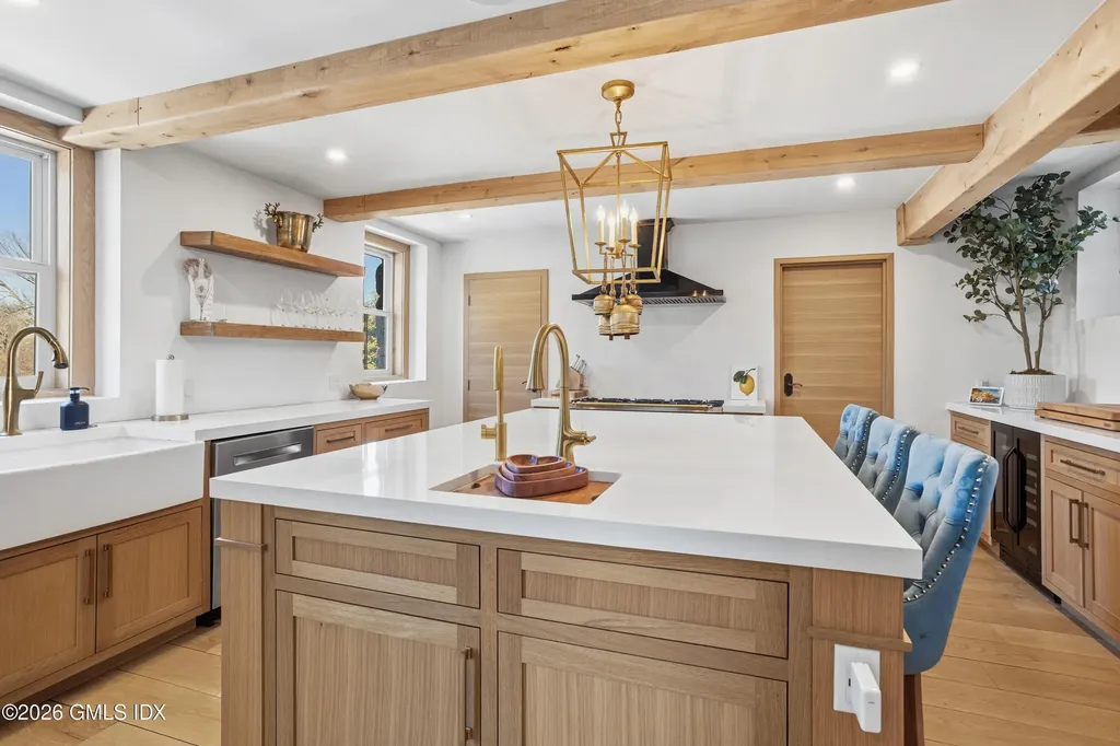 546 Lake Avenue Greenwich CT 06830