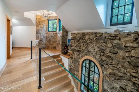 546 Lake Avenue Greenwich CT 06830