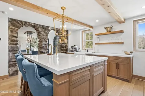 546 Lake Avenue Greenwich CT 06830