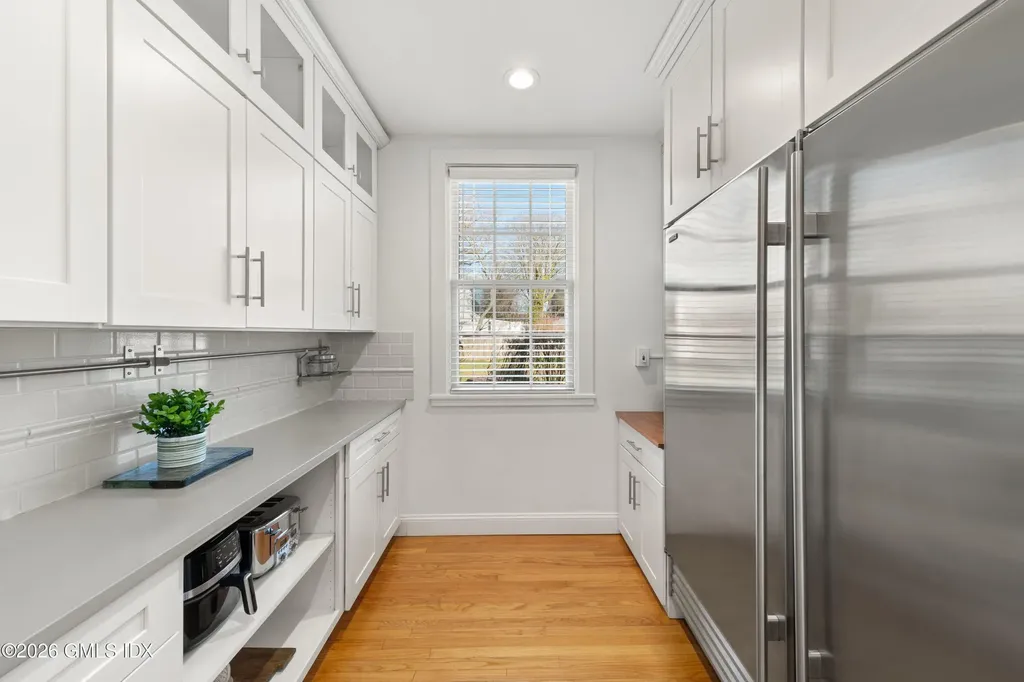 91 Algonquin Road Fairfield CT 06825